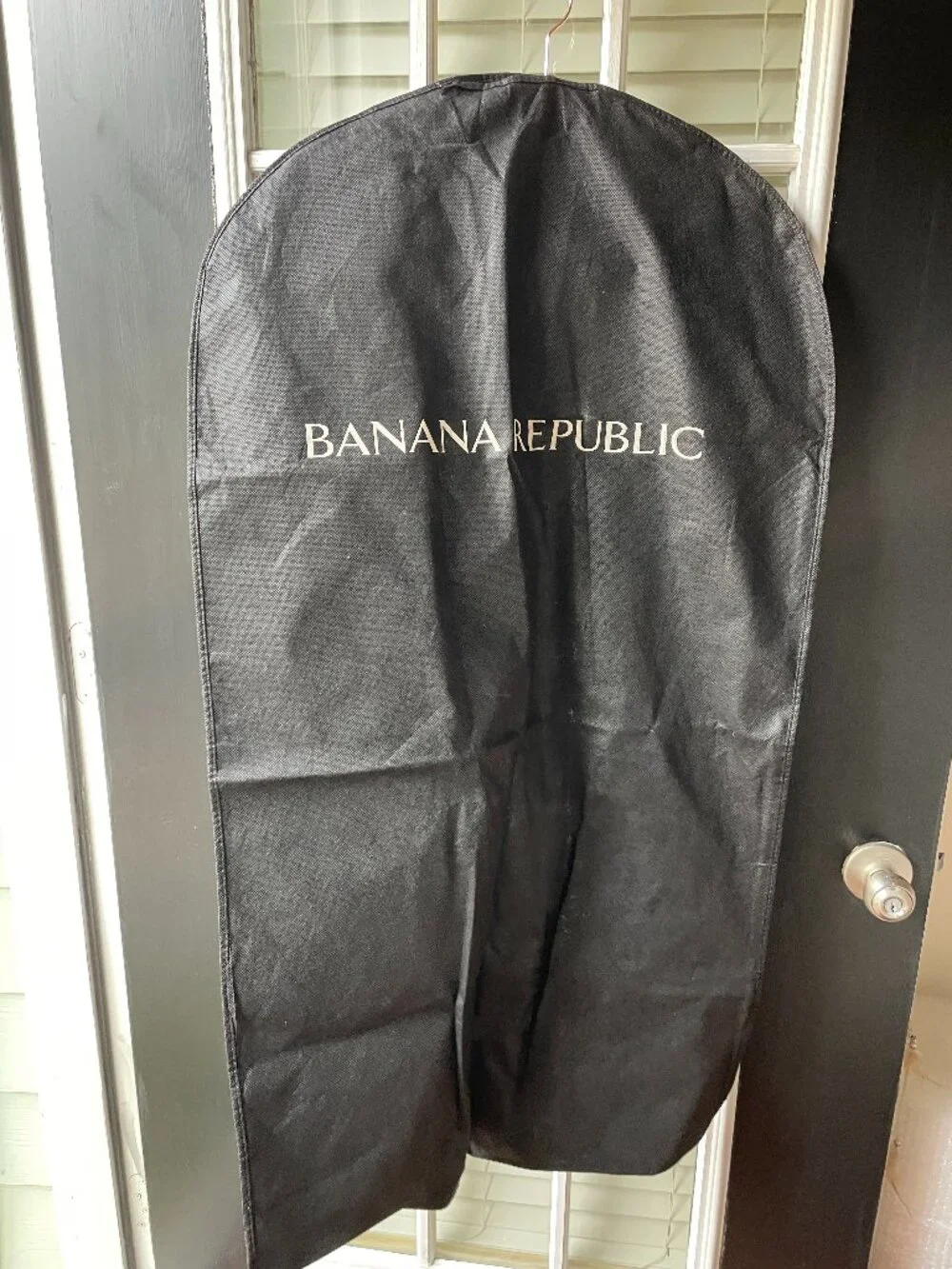 Banana Republic Lightweight Pack able Garment Dust Bag Zip Storage